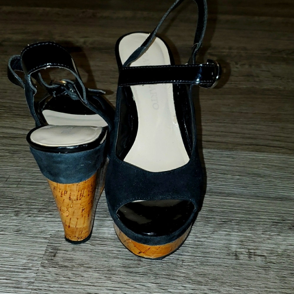 EUC FRANCO SARTO MICROSUEDE PLATFORMS  SZ. 7.5